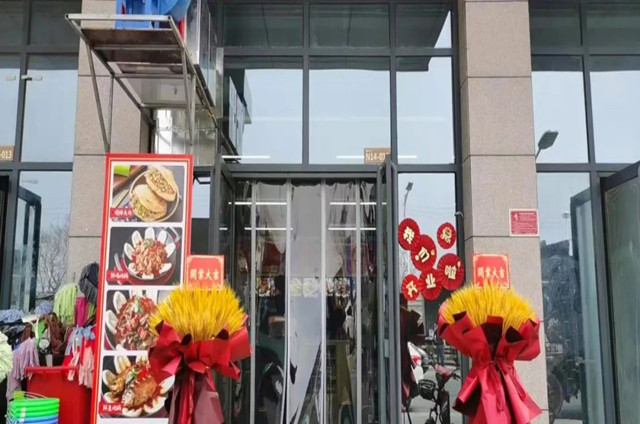 小地鍋再開一家！開業(yè)倆月，有顧客回購26次