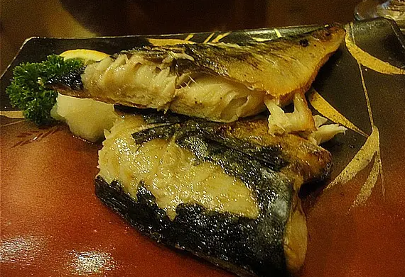 香煎海魚怎么做好吃？有哪些技巧(圖1)
