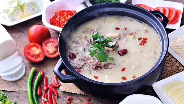 單縣羊肉湯學(xué)費(fèi)多少錢？(圖1)