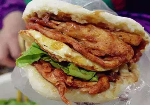 路邊攤里脊夾饃的醬料怎么熬？