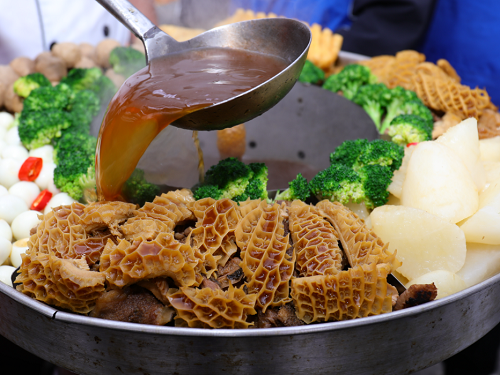 學(xué)噴泉牛雜多少錢？噴泉牛雜學(xué)費一般多少