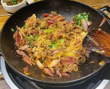 學(xué)烤肉技術(shù)要多少錢？烤肉培訓(xùn)多少錢(圖1)