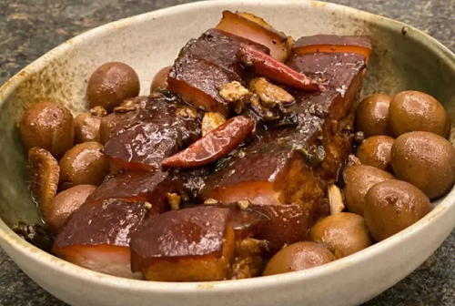 學(xué)鹵肉大概需要多少錢？鹵肉培訓(xùn)學(xué)費(fèi)多少錢(圖1)