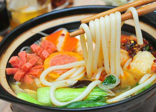學(xué)砂鍋米線在哪里學(xué)？學(xué)砂鍋米線去哪學(xué)(圖1)