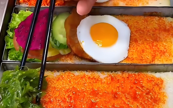 美味鍋巴飯：探索令人垂涎的鍋巴飯發(fā)源地(圖2)