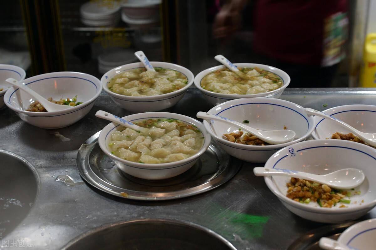 學(xué)習(xí)餛飩難不難？快速上手，輕松開(kāi)店創(chuàng)業(yè)新選擇！(圖2)