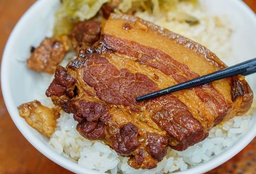 創(chuàng)業(yè)選擇多，學(xué)習(xí)甏肉米飯怎么樣？掌握核心技術(shù)，輕松上手！(圖3)