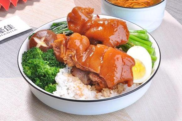 為什么創(chuàng)業(yè)選豬腳飯？低成本高利潤(rùn)，手把手教你快速上手！(圖2)