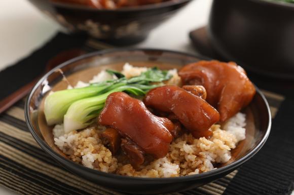 為什么創(chuàng)業(yè)選豬腳飯？低成本高利潤(rùn)，手把手教你快速上手！(圖3)