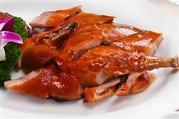 想學(xué)果木烤鴨去哪？外酥里嫩香飄十里！全程實操教學(xué)，創(chuàng)業(yè)輕松！(圖1)