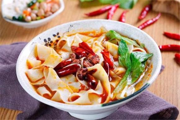 開店沒頭緒？學(xué)習(xí)板面，讓你輕松步入餐飲行業(yè)！(圖3)