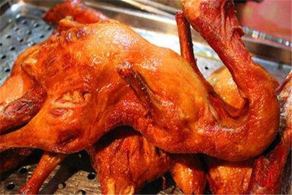 醉仙鴨每只多少利潤(rùn)？創(chuàng)業(yè)者怎樣在競(jìng)爭(zhēng)激烈的市場(chǎng)中獲得成功