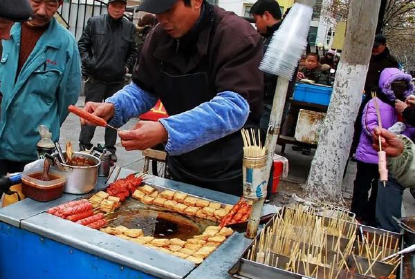 大學食堂最火爆的項目是什么？揭秘學生們的最愛！(圖2)