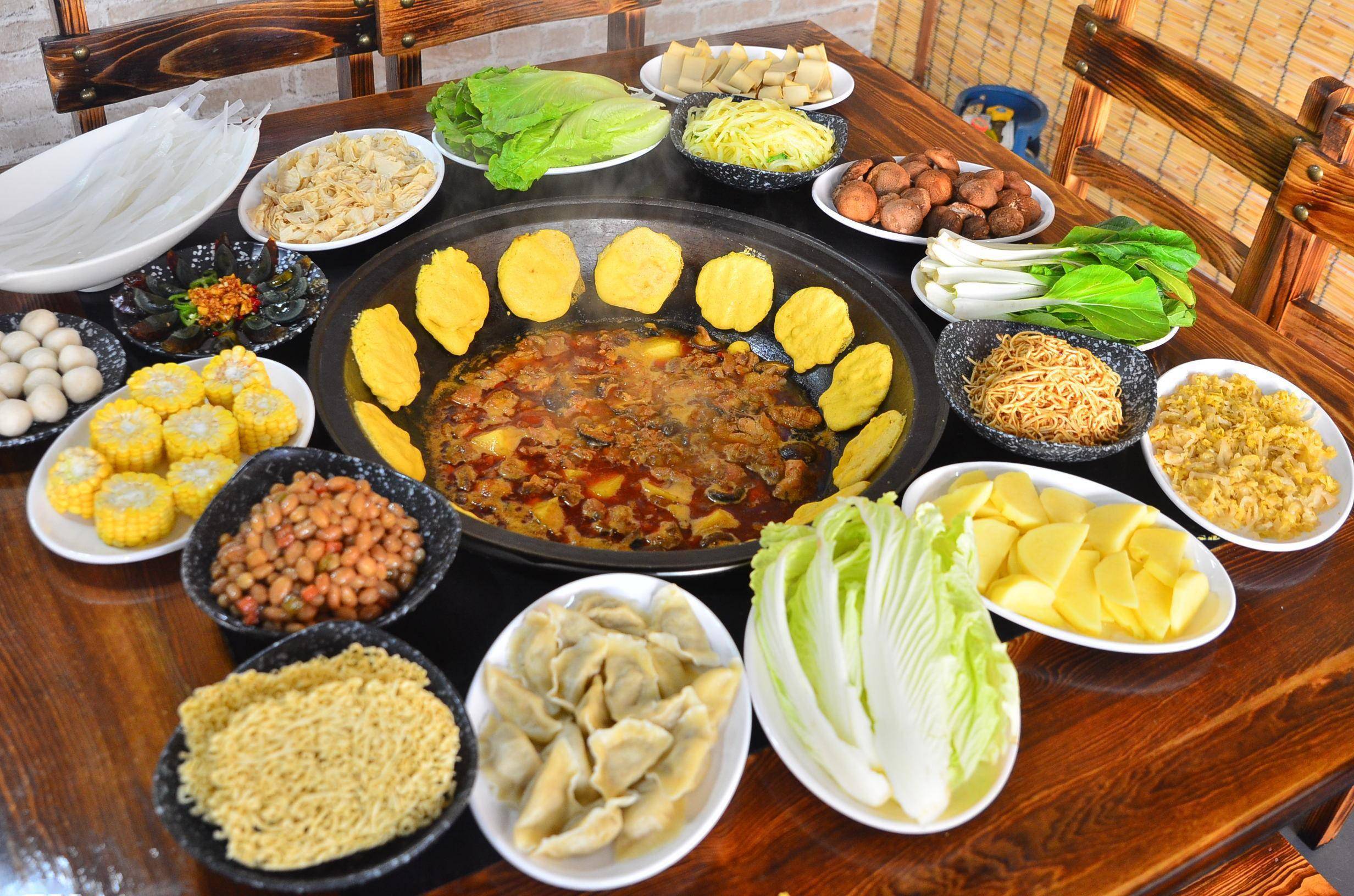 想開(kāi)鐵鍋燉店？開(kāi)一家鐵鍋燉店需要多少錢？開(kāi)鐵鍋燉店投資預(yù)算全解析(圖3)