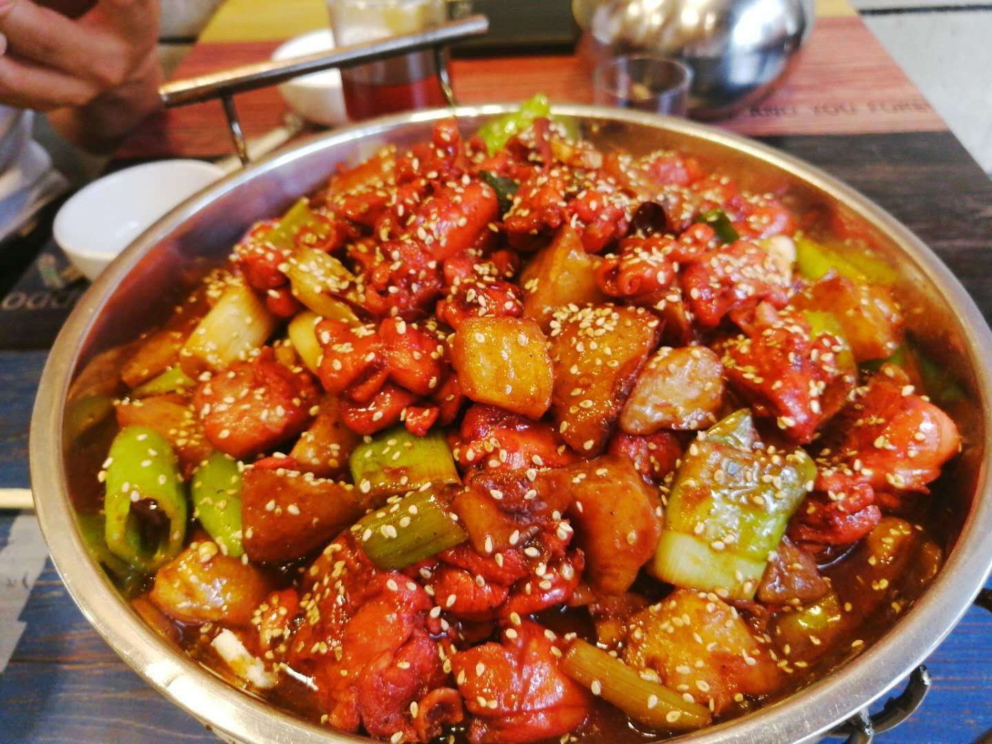 想開搖滾炒雞店？加盟費到底多少？搖滾炒雞加盟費用大公開(圖2)