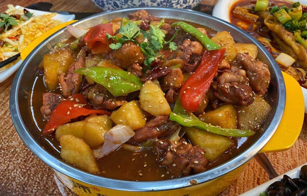 想開(kāi)搖滾炒雞店？加盟費(fèi)到底多少？搖滾炒雞加盟費(fèi)用大公開(kāi)