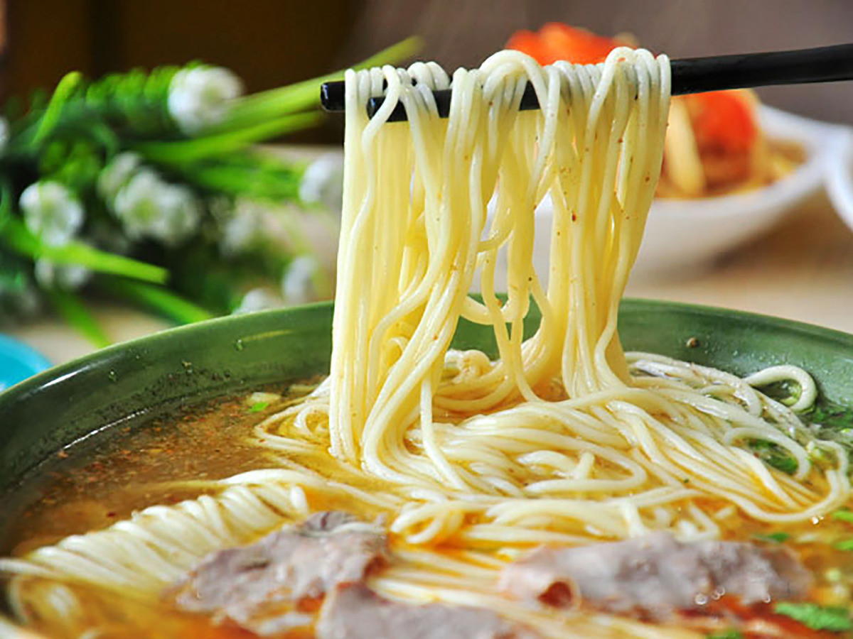 想開面館？面館技術(shù)哪里學(xué)？選擇廚仟藝，學(xué)得會，做得好！(圖2)