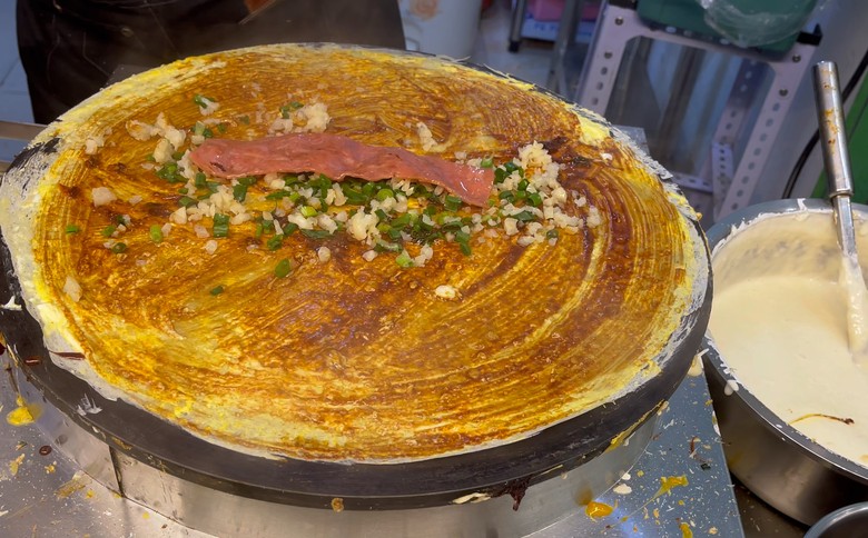 想學(xué)做煎餅果子卻不知去哪里學(xué)？不加盟、不拿料，來(lái)這里學(xué)習(xí)，技術(shù)配方全給你！(圖2)
