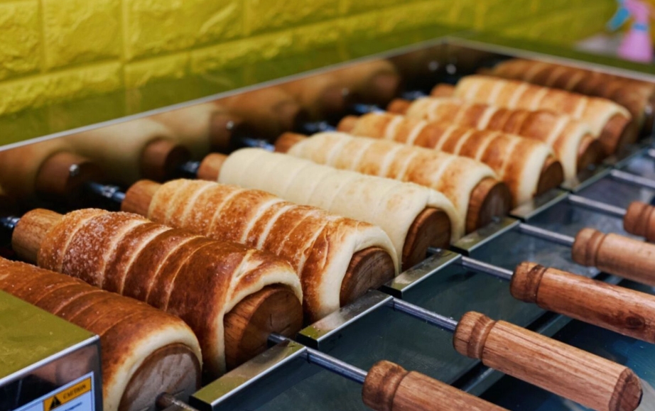 創(chuàng)業(yè)低門檻，學(xué)會(huì)煙囪面包技術(shù)，零加盟費(fèi)創(chuàng)業(yè)之路(圖2)