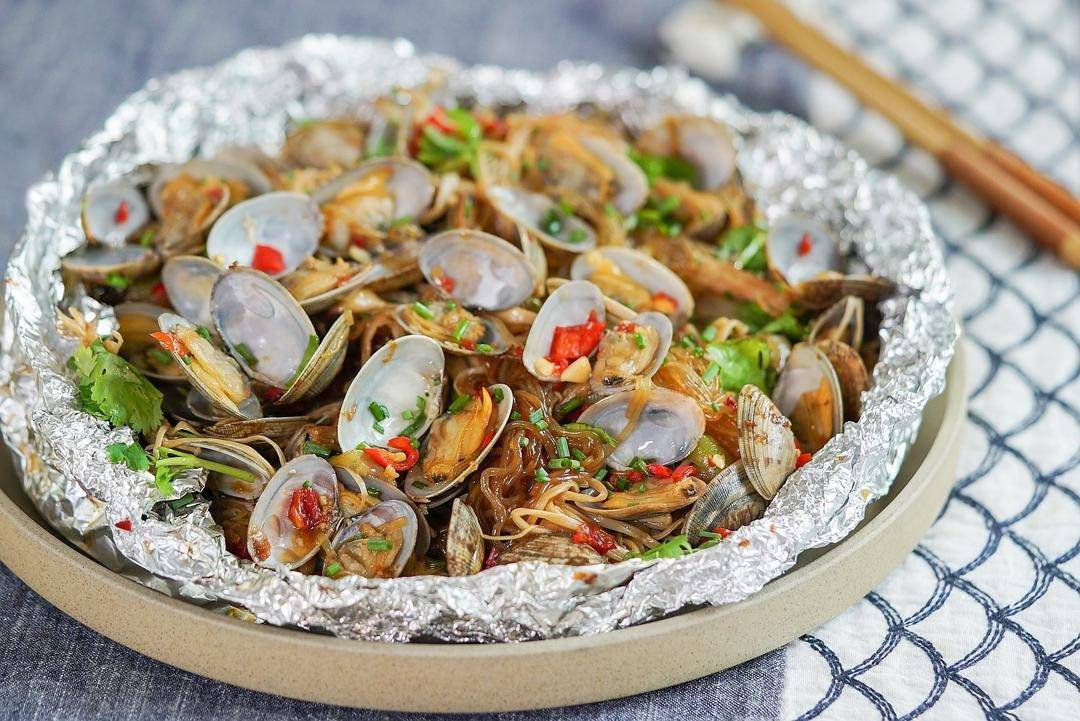 花甲粉制作哪里學(xué)？費(fèi)用透明，學(xué)會正宗技巧輕松創(chuàng)業(yè)！(圖2)