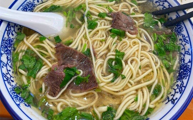 學(xué)拉面去哪學(xué)？這家培訓(xùn)機(jī)構(gòu)手把手教學(xué)，90%學(xué)員都選擇的學(xué)校！(圖2)