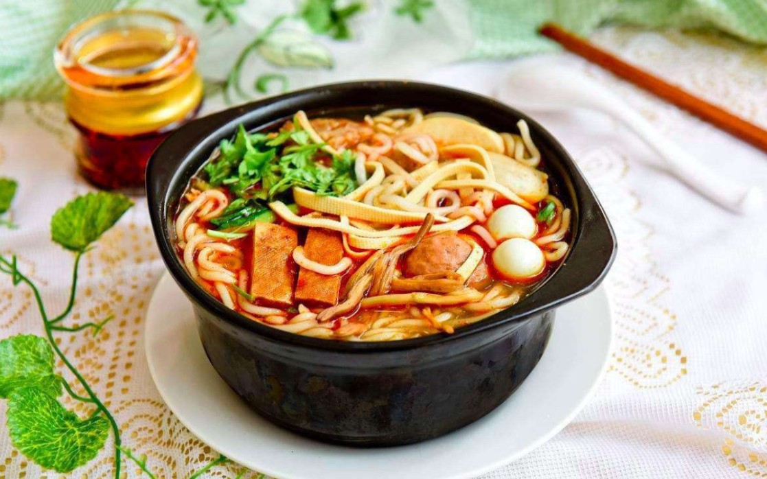 砂鍋土豆粉教學(xué)：從零到精通，助您輕松掌握這道暖心美食！(圖2)