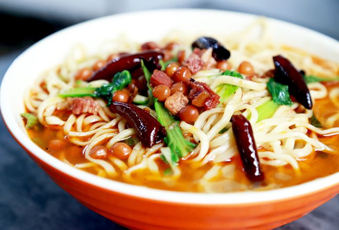 想學正宗牛肉板面？學費大概多少錢，了解一下！(圖3)