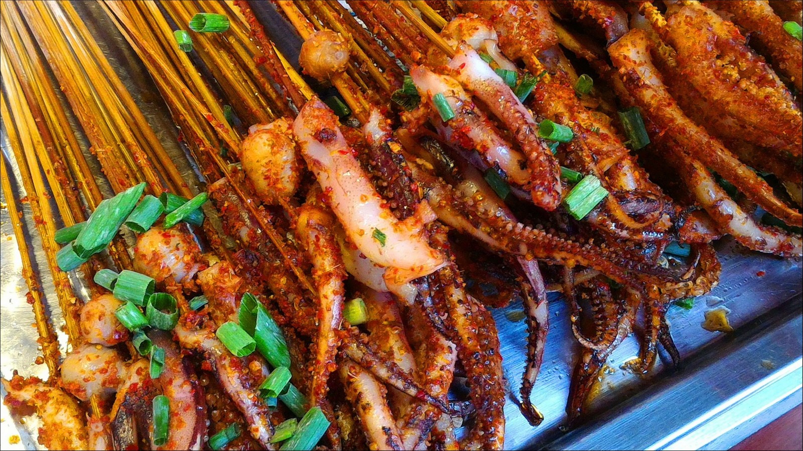 鐵板魷魚制作技術大揭秘！掌握這幾步，新手也能做出大排檔爆款！(圖3)