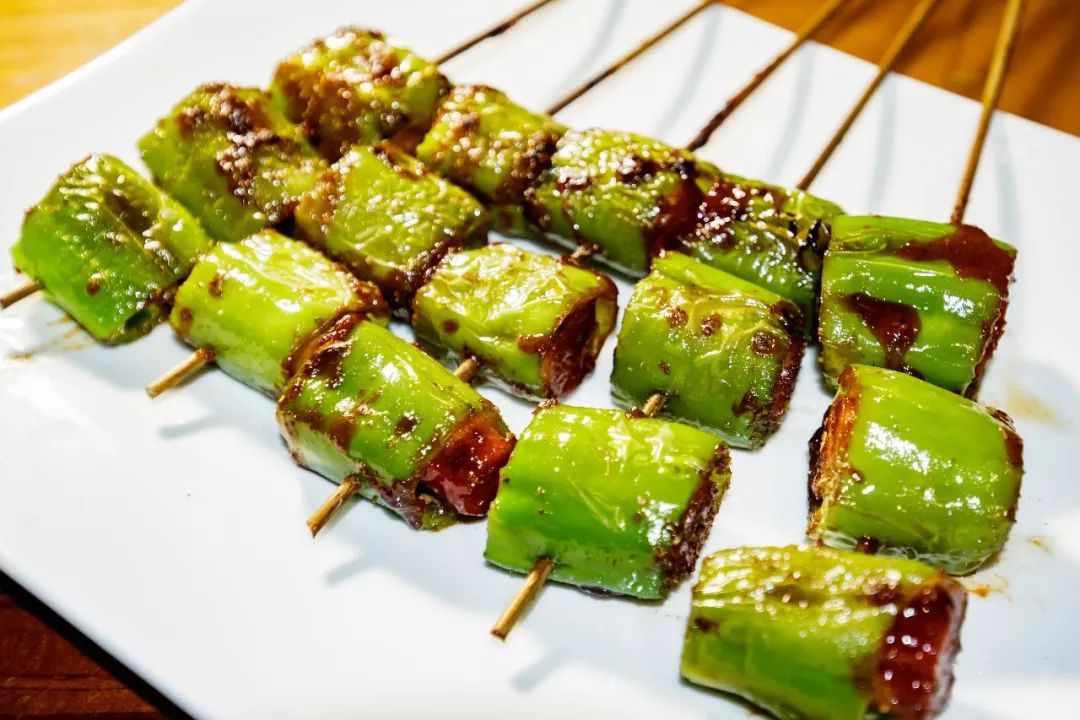 燒烤去哪里學(xué)比較好？掌握這幾點(diǎn)，選對(duì)地方輕松學(xué)會(huì)！(圖3)