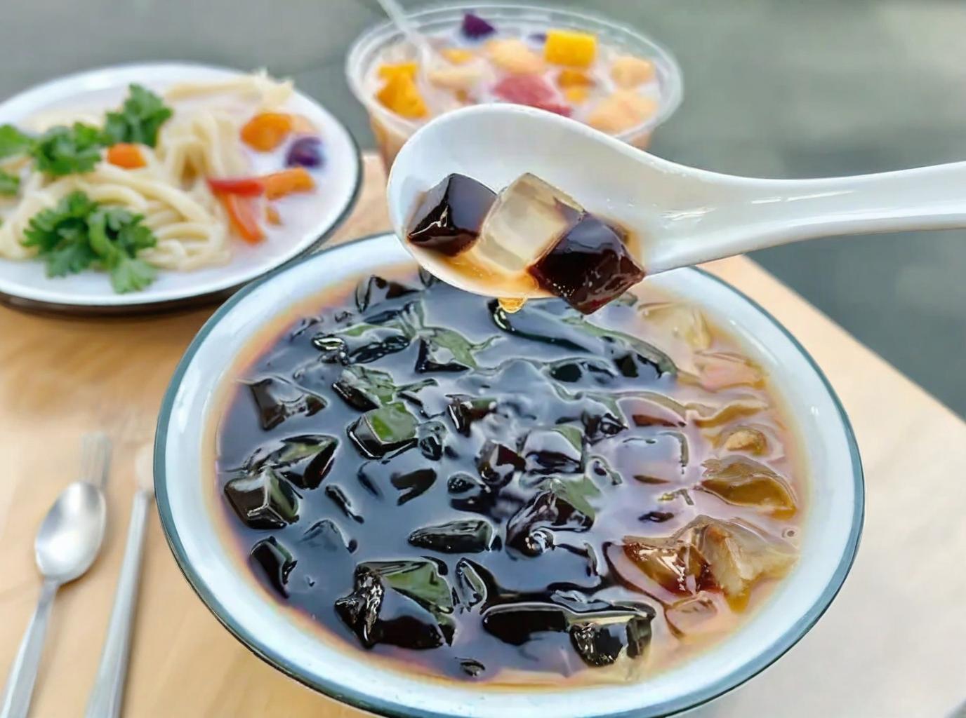 糖水店的利潤(rùn)有多大？成本低門檻小，人人能開！(圖2)