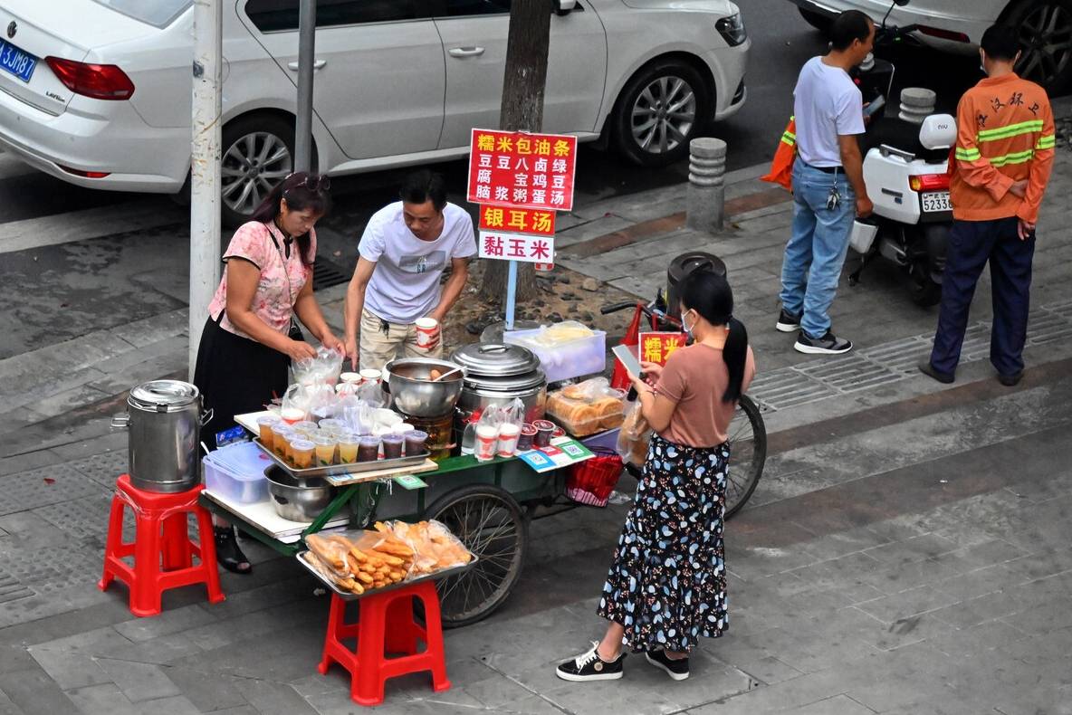 適合擺攤的新型小吃有哪些？成本不高，賣相吸睛真賺錢！(圖3)