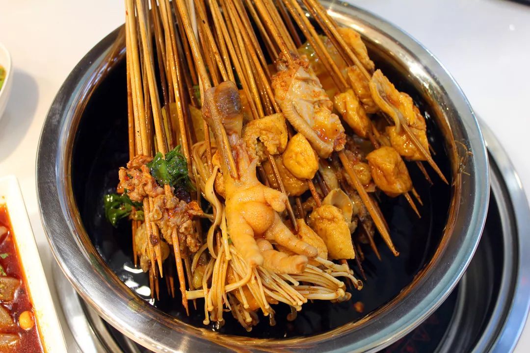 冷鍋串串食材有哪些？種類多好操作，擺攤就能火！(圖2)