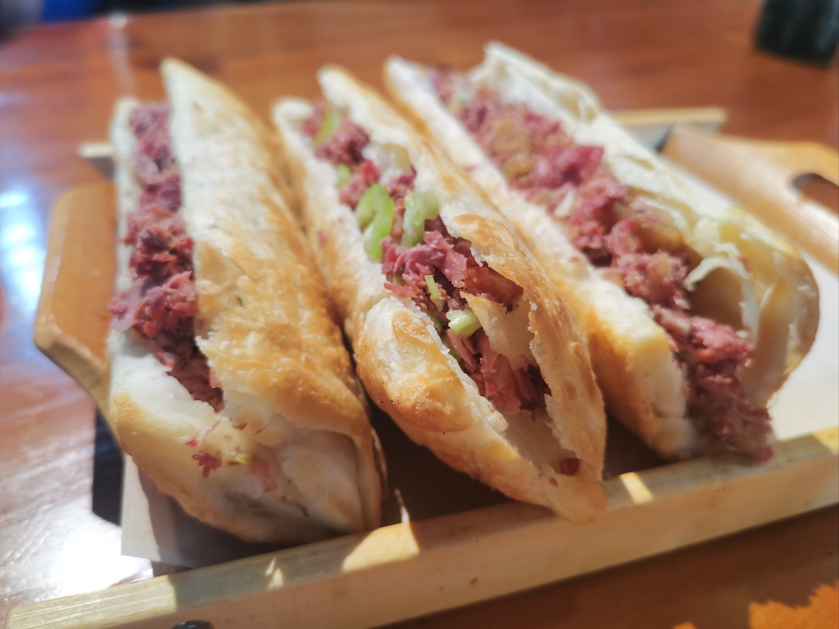 河間驢肉火燒哪里正宗？味道關(guān)鍵在哪，開店要注意這些！(圖2)