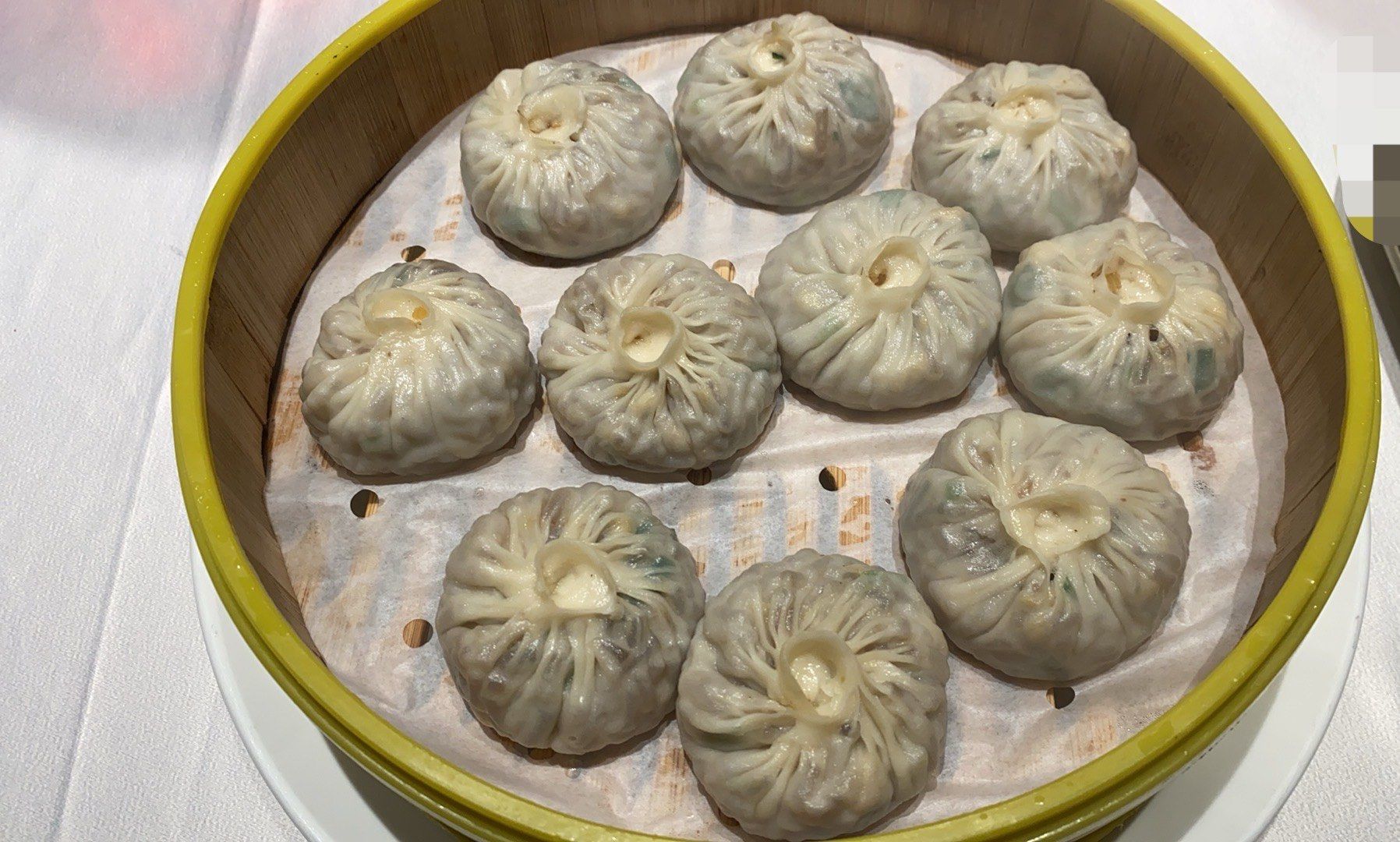 紙皮包子的面是咋和的？掌握水溫與發(fā)酵技巧，輕松做出薄皮大餡的好包子(圖3)